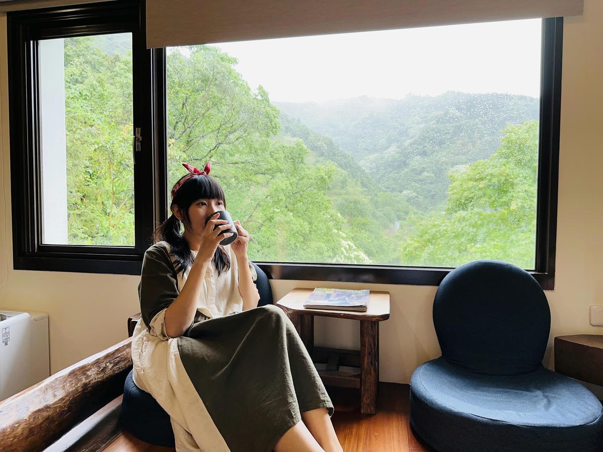【山行寄野山行玫瑰】苗栗南庄山林秘境民宿與景觀咖啡廳,靜謐