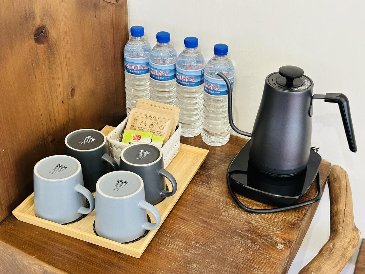 【山行寄野山行玫瑰】苗栗南庄山林秘境民宿與景觀咖啡廳,靜謐