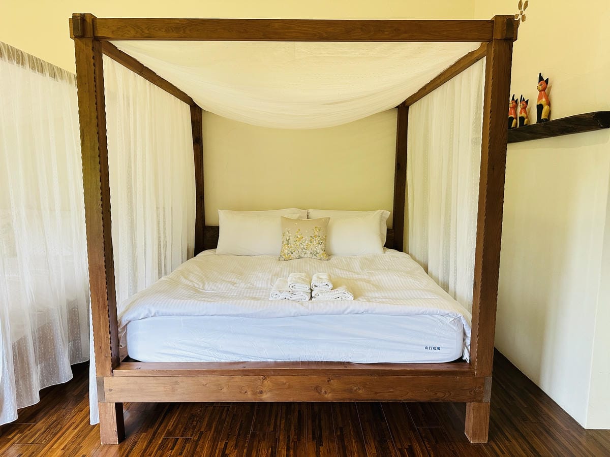 【山行寄野山行玫瑰】苗栗南庄山林秘境民宿與景觀咖啡廳,靜謐