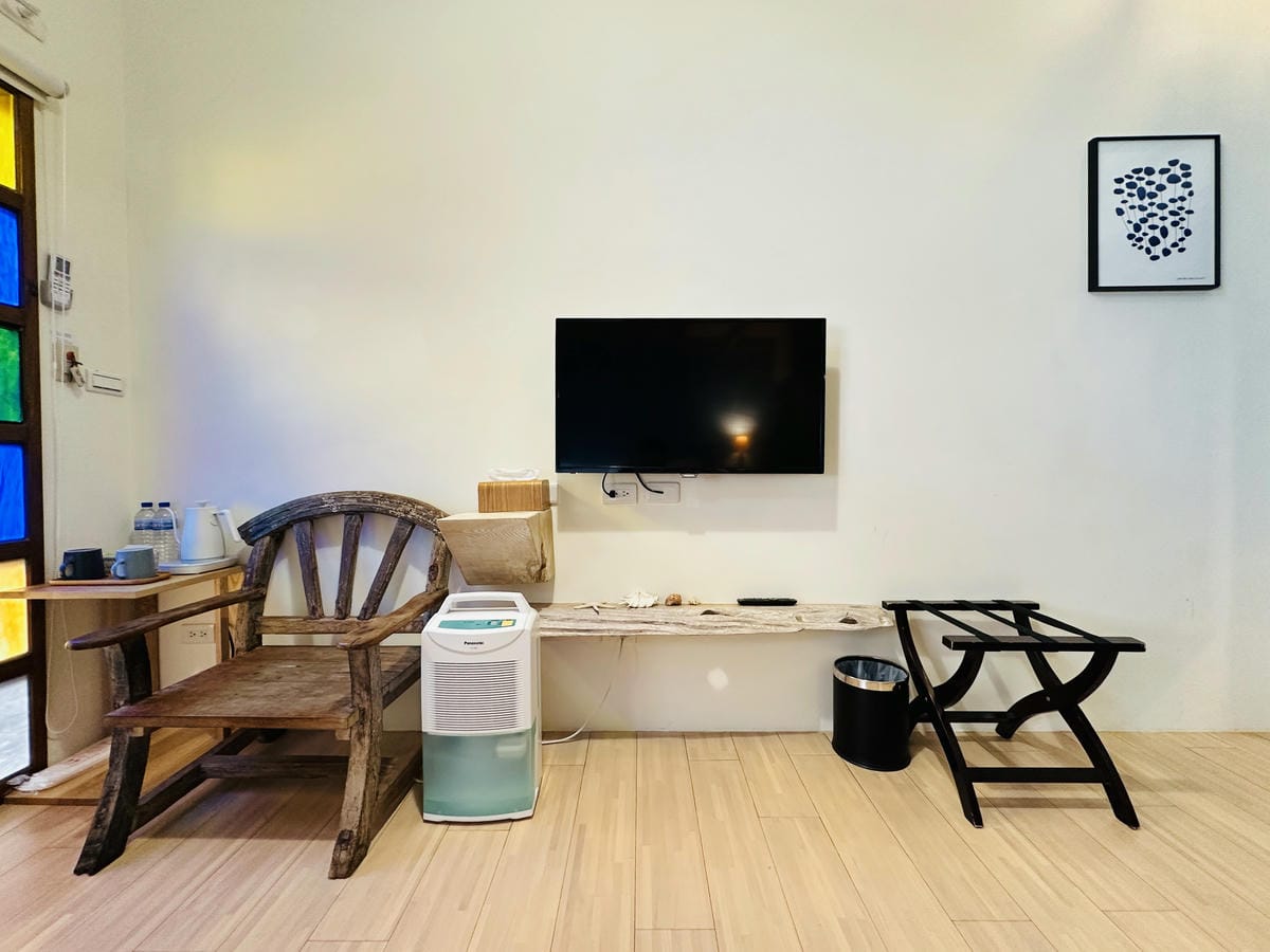 【山行寄野山行玫瑰】苗栗南庄山林秘境民宿與景觀咖啡廳,靜謐