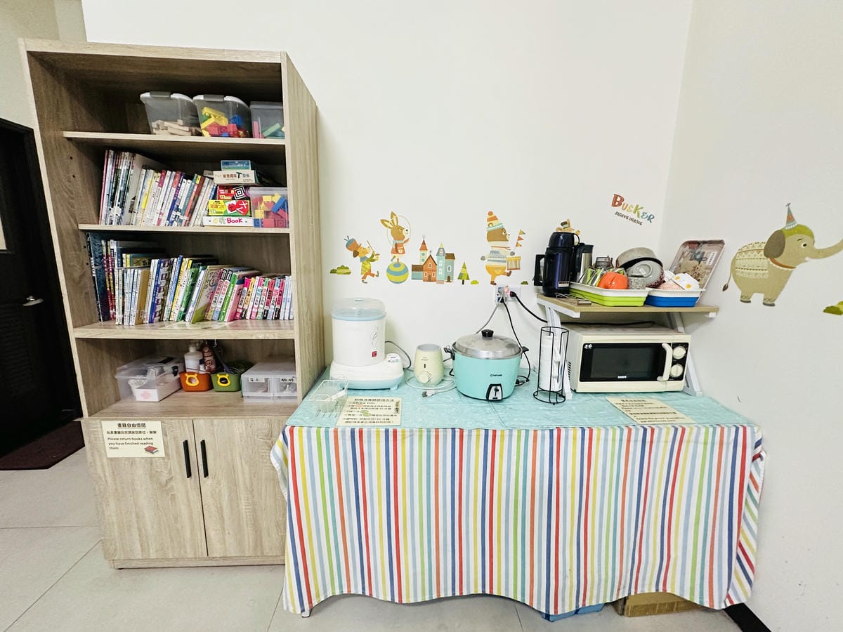 【黃色風箏】台南親子住宿開箱滑梯房、沙坑、搖搖馬玩到不想退