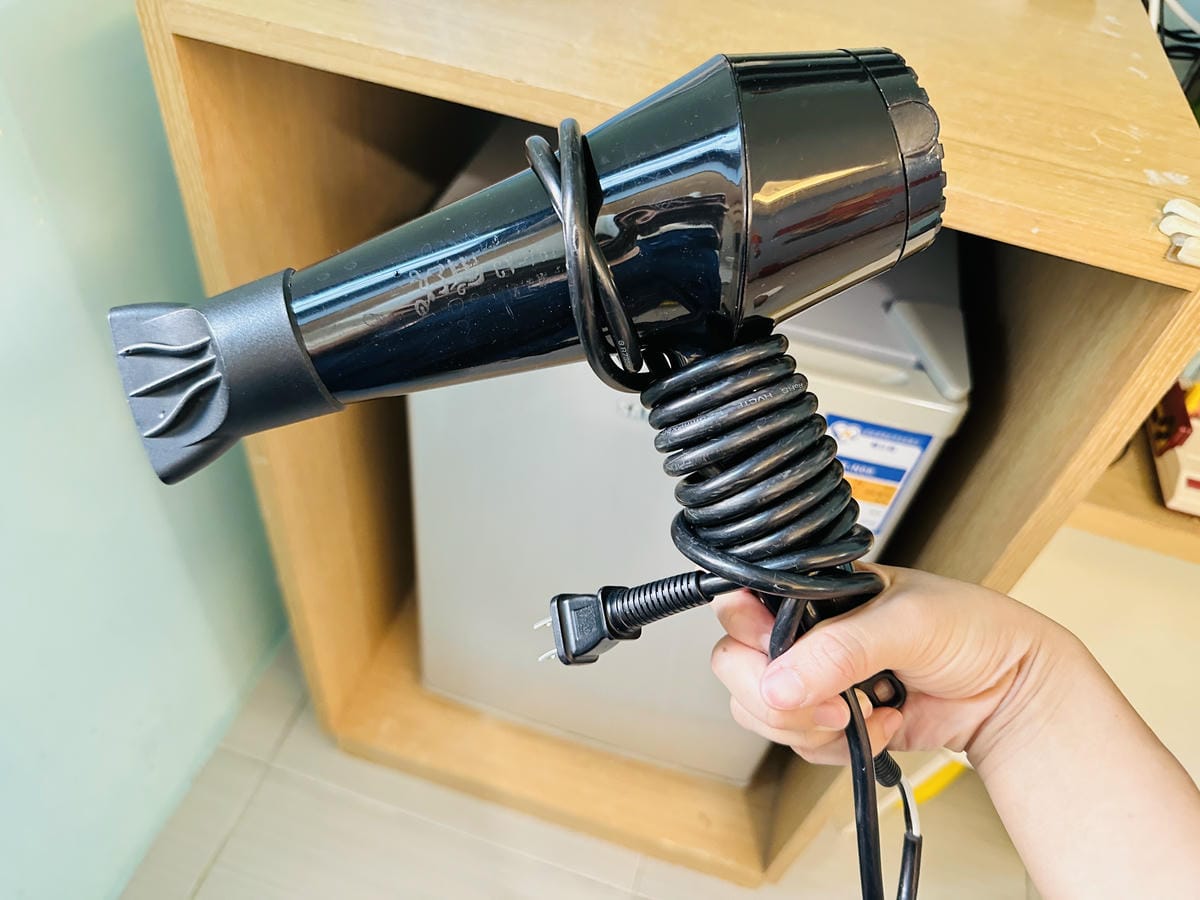 【趣遊赤崁】台南滑梯親子民宿推薦走進瑪莉歐主題房!紅白機童