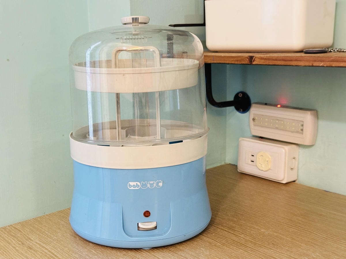 【趣遊赤崁】台南滑梯親子民宿推薦走進瑪莉歐主題房!紅白機童