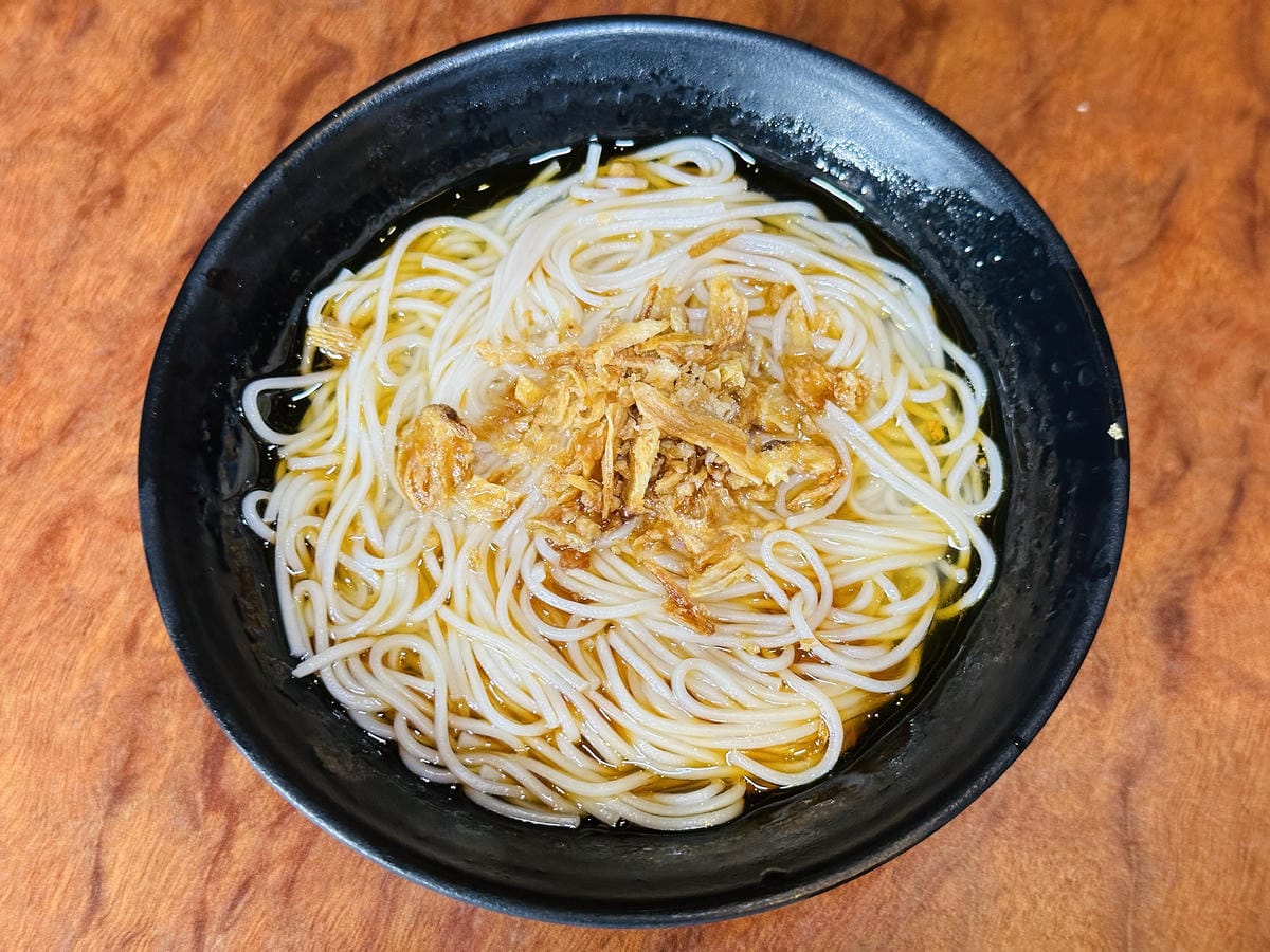 【雞老闆桶仔雞景美店】捷運2分鐘即達!現烤桶仔雞香噴上桌,