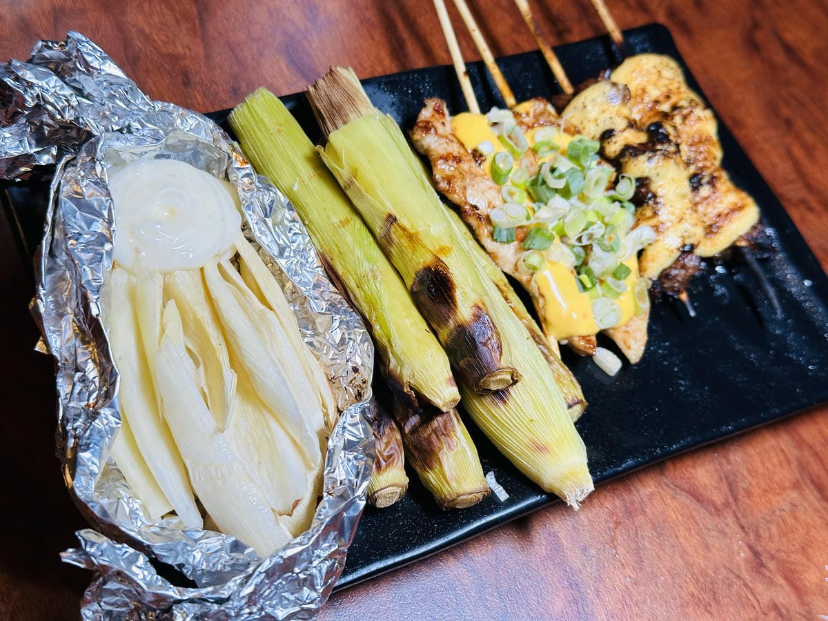 【雞老闆桶仔雞景美店】捷運2分鐘即達!現烤桶仔雞香噴上桌,