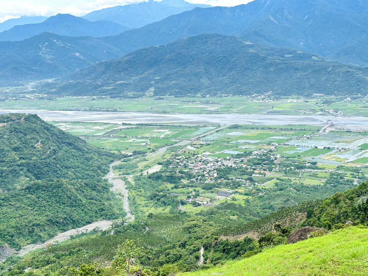 2025赤科山金針花季一日遊花海拍照秘境、窯燒金針體驗+加