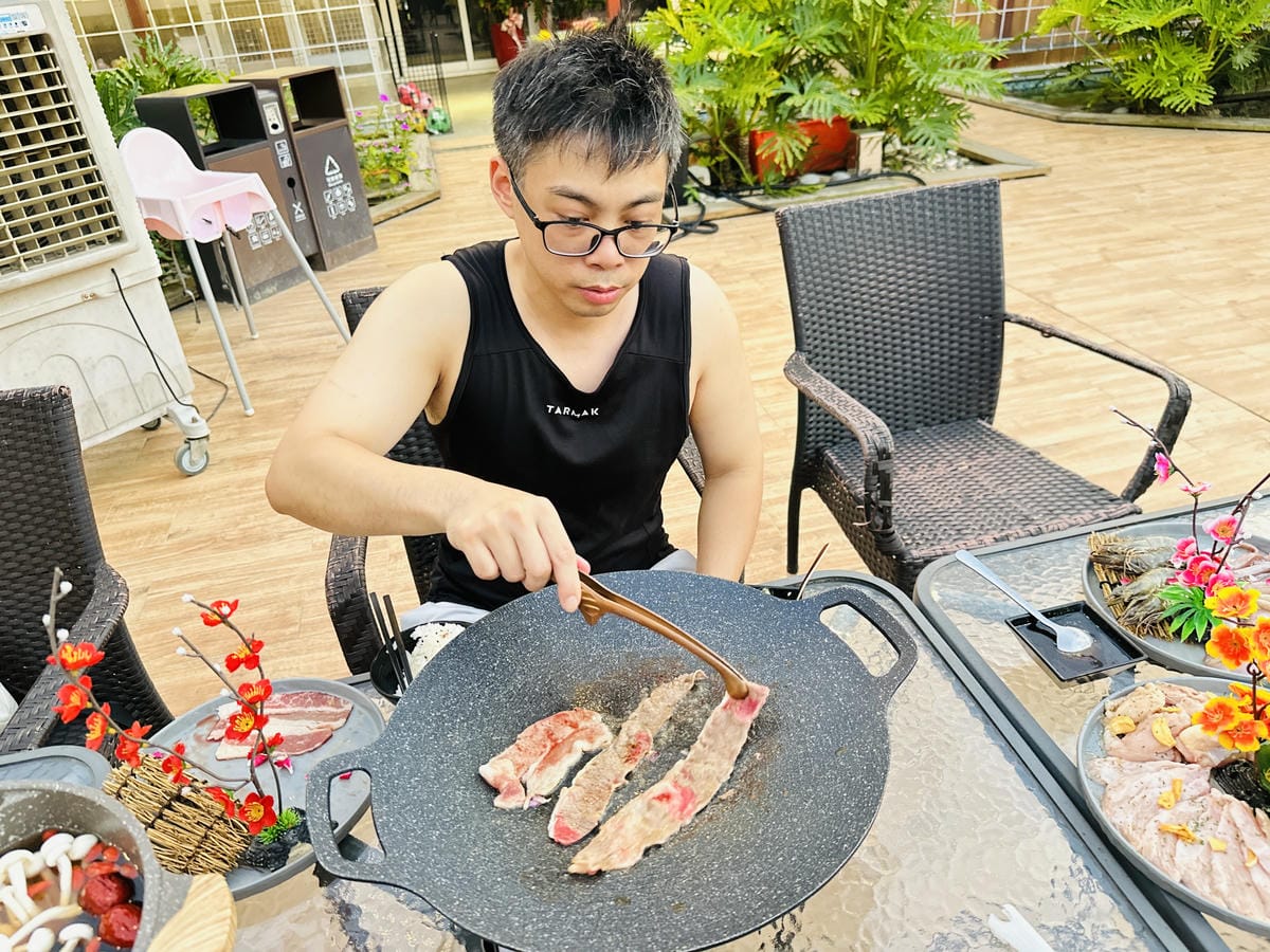 【哈比雪兒露營區】彰化懶人露營一泊三食免裝備,親子帳棚住宿