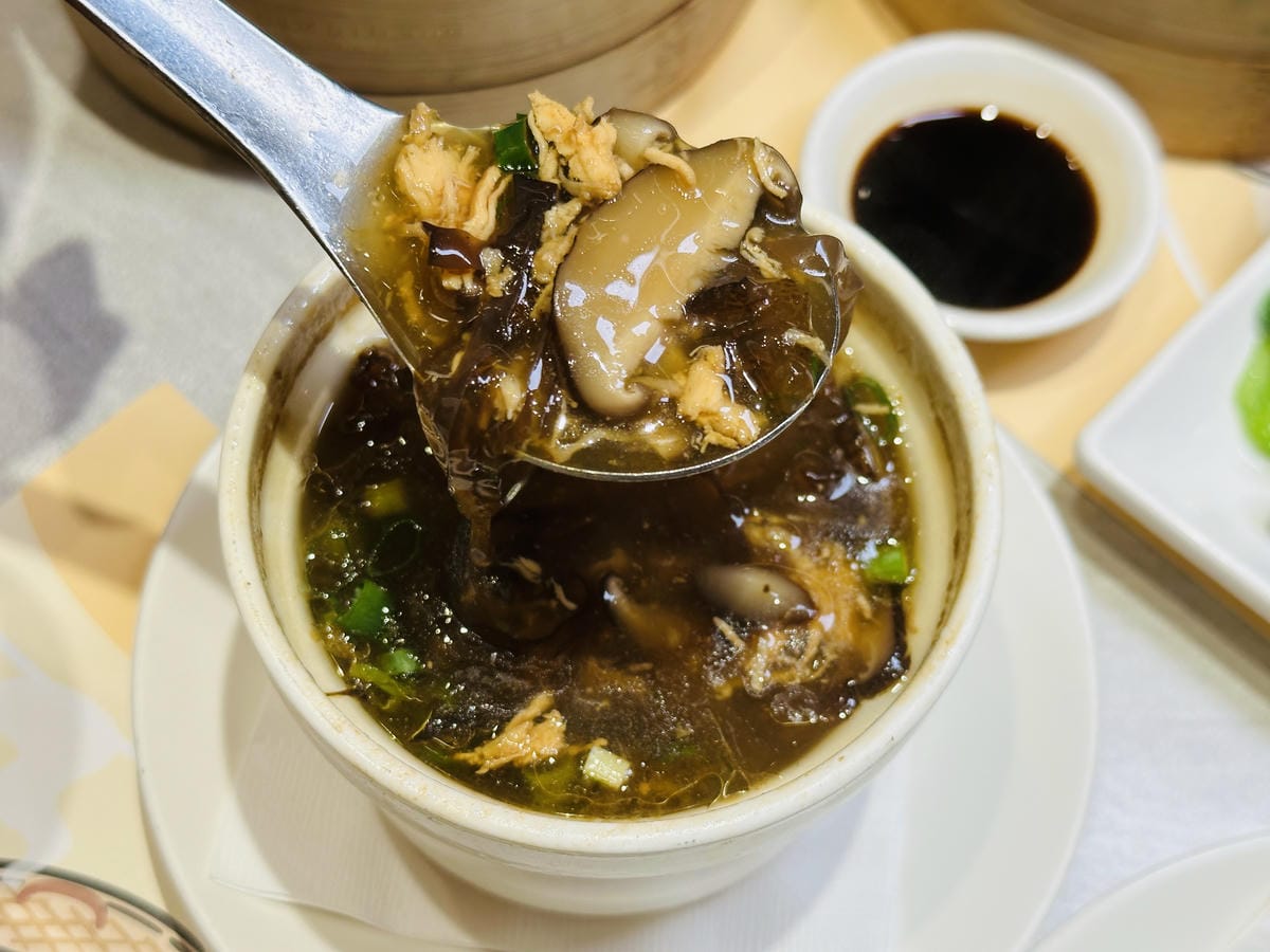 您的驚喜已送達!桃園大江購物中心改裝開箱:隨處有驚喜裝置藝術