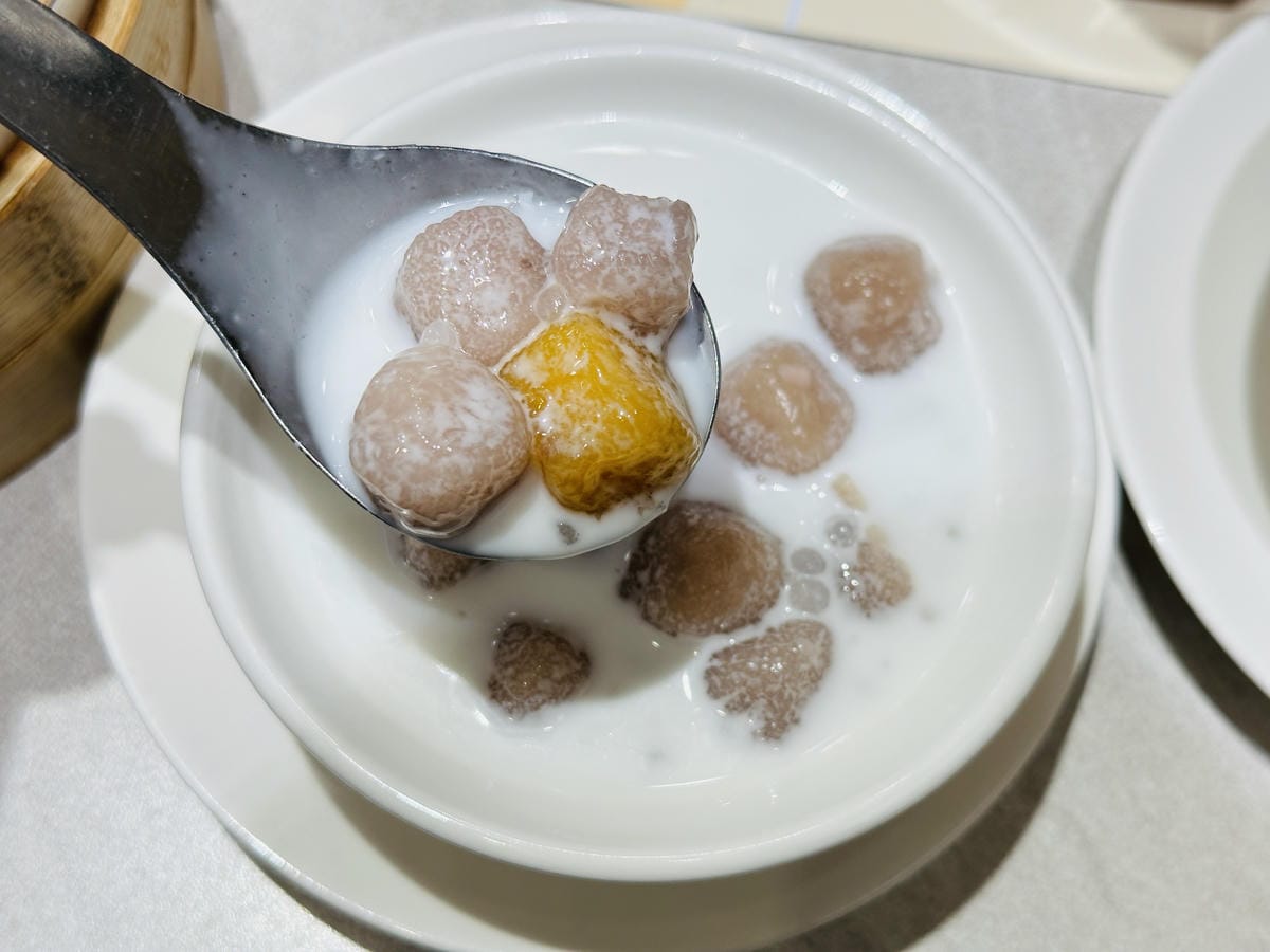 您的驚喜已送達!桃園大江購物中心改裝開箱:隨處有驚喜裝置藝術