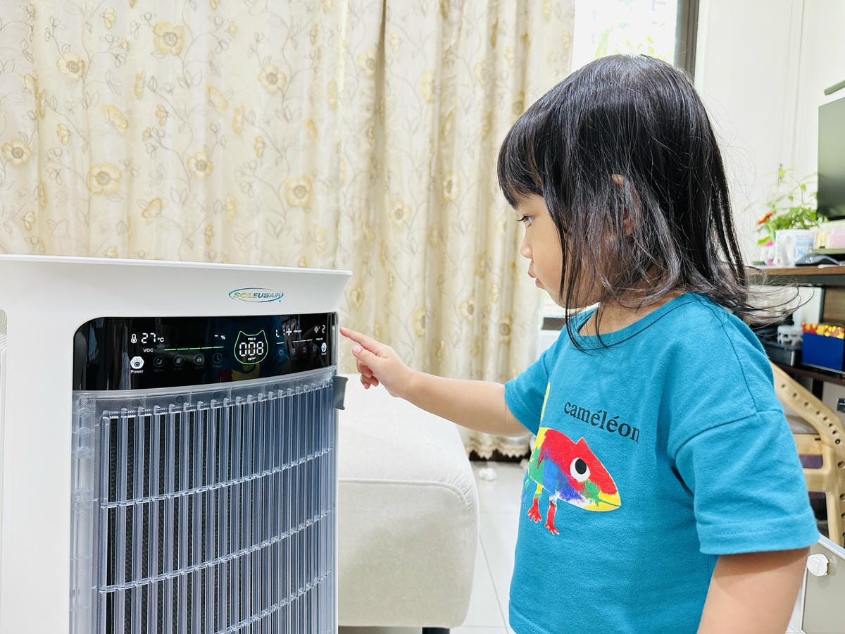 SoleusAir 吸毛大師宅配開箱長毛臘腸家必備的毛髮救