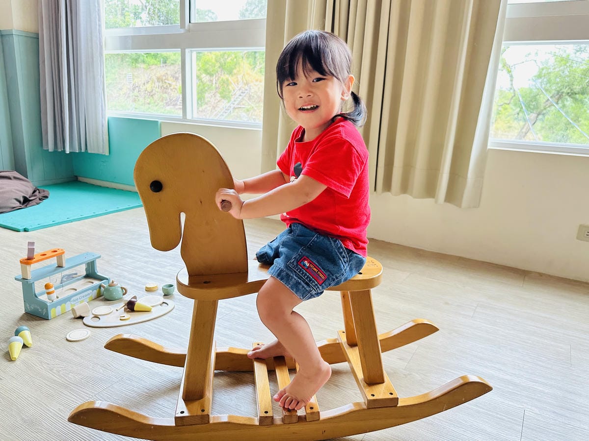 【香林薇拉】嘉義竹崎超人氣親子民宿入住「薇童年」房,開啟滿