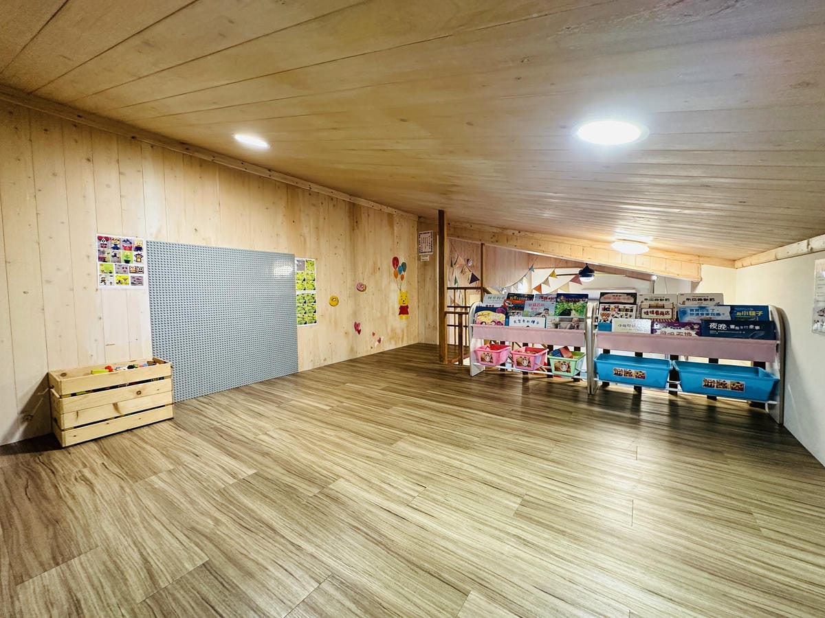 【香林薇拉】嘉義竹崎超人氣親子民宿入住「薇童年」房,開啟滿