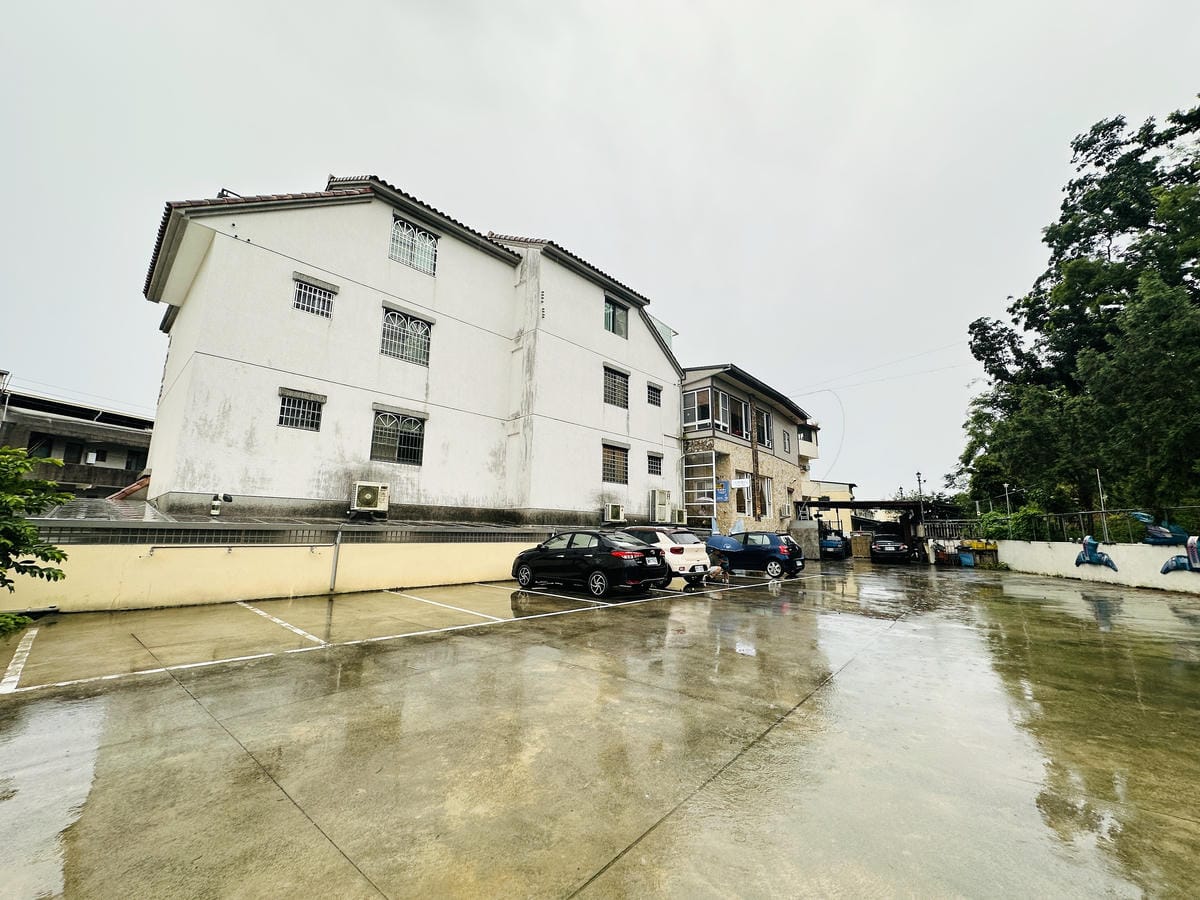 【香林薇拉】嘉義竹崎超人氣親子民宿入住「薇童年」房,開啟滿