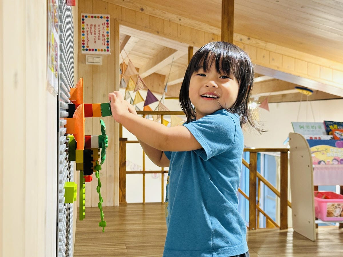 【香林薇拉】嘉義竹崎超人氣親子民宿入住「薇童年」房,開啟滿