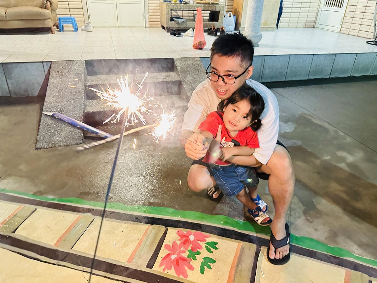 【行滿旅宿】嘉義竹崎親子包棟首選懷舊古玩、KTV嗨唱、煙火