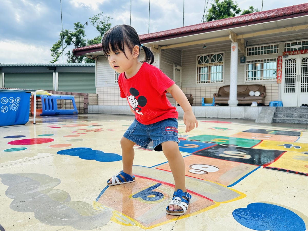 【行滿旅宿】嘉義竹崎親子包棟首選懷舊古玩、KTV嗨唱、煙火