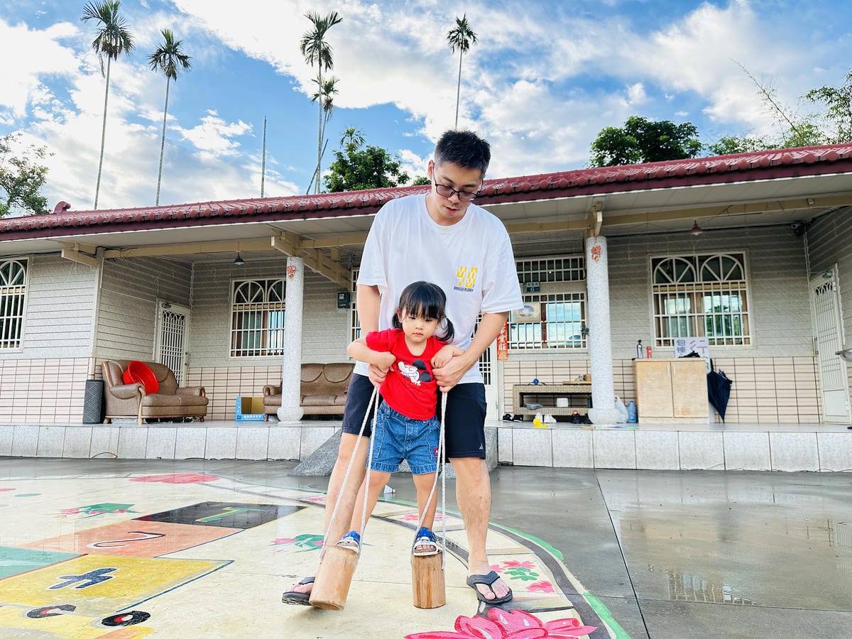 【行滿旅宿】嘉義竹崎親子包棟首選懷舊古玩、KTV嗨唱、煙火