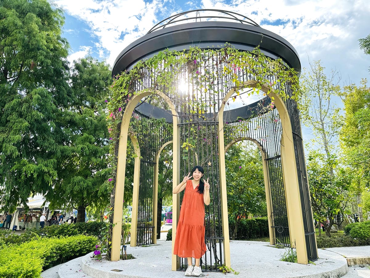 【徐徐民宿】嘉義竹崎20人包棟推薦電梯、KTV、烤肉區與玩