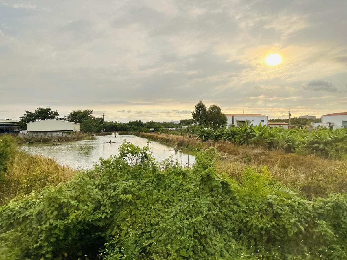 【環島之星萌旅號】三麗鷗主題列車一日環島親子同樂、拍照打卡
