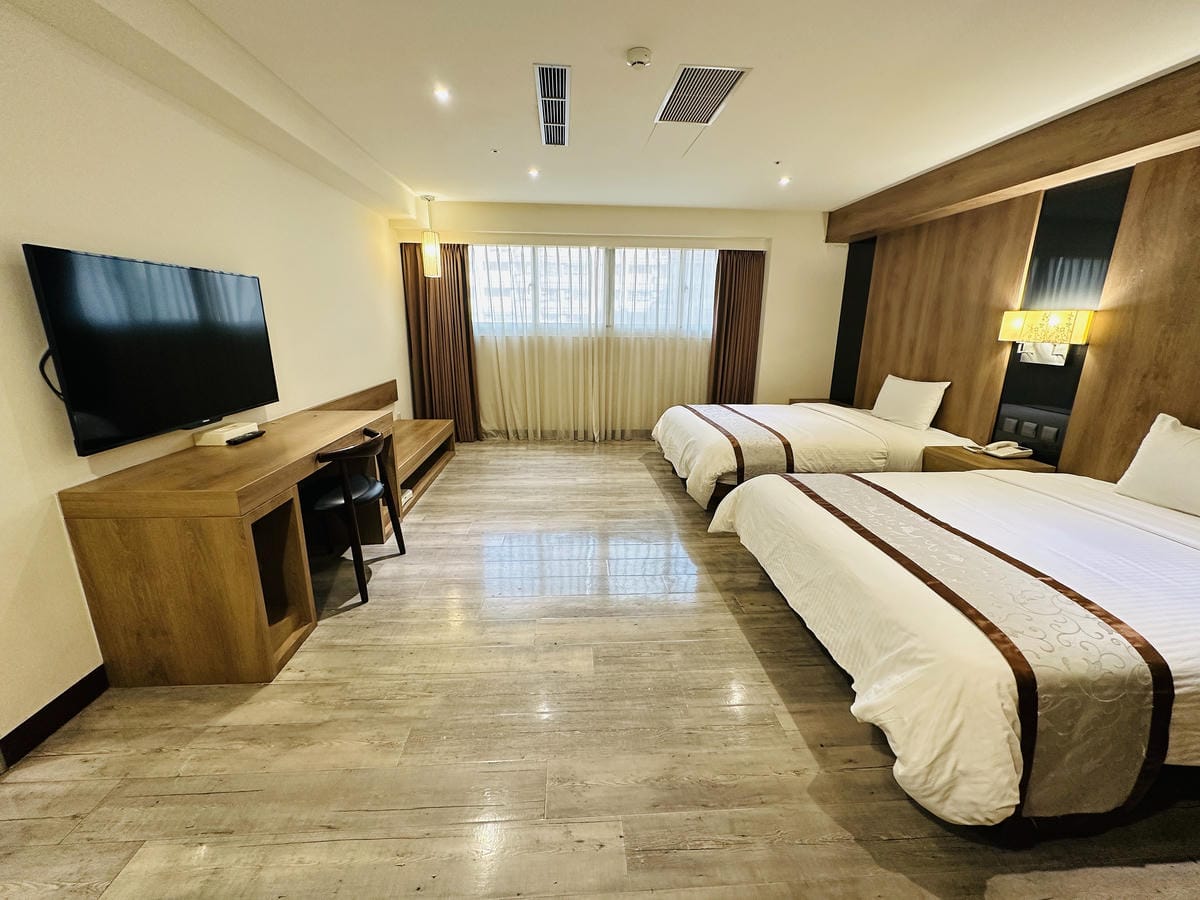 【鎮寶大飯店】南投埔里住宿開箱結合藝術氛圍與完善設施的經典