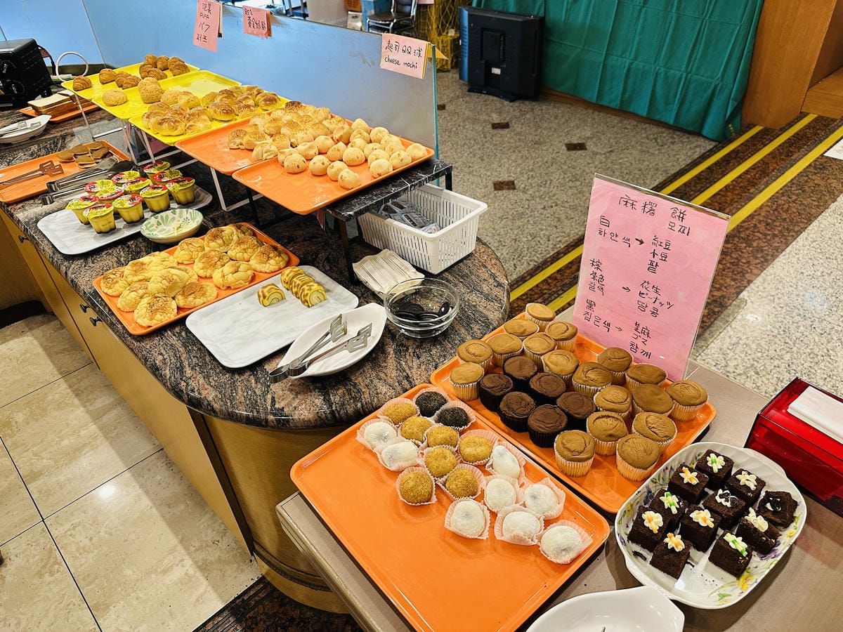 【鎮寶大飯店】南投埔里住宿開箱結合藝術氛圍與完善設施的經典