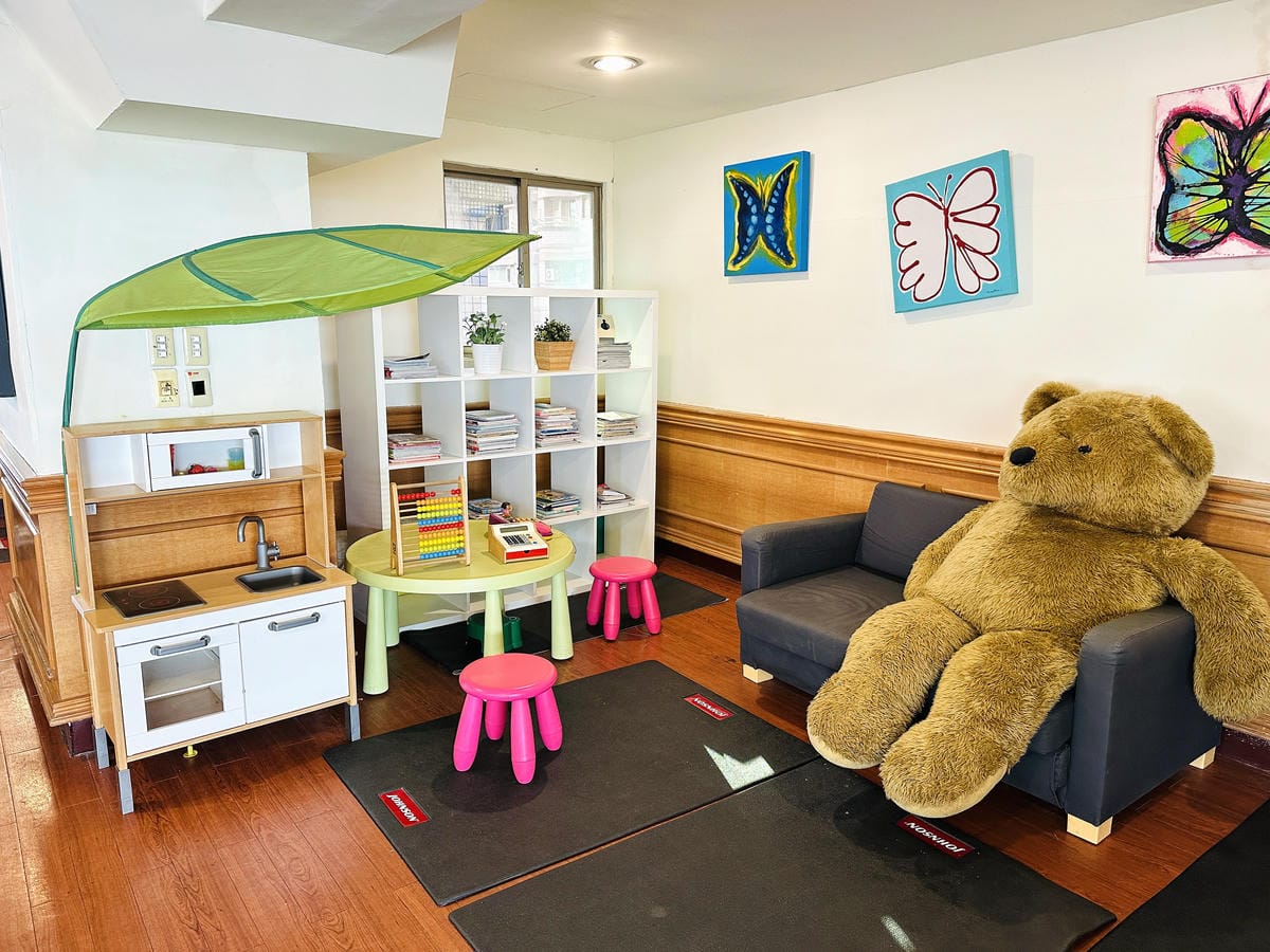 【鎮寶大飯店】南投埔里住宿開箱結合藝術氛圍與完善設施的經典