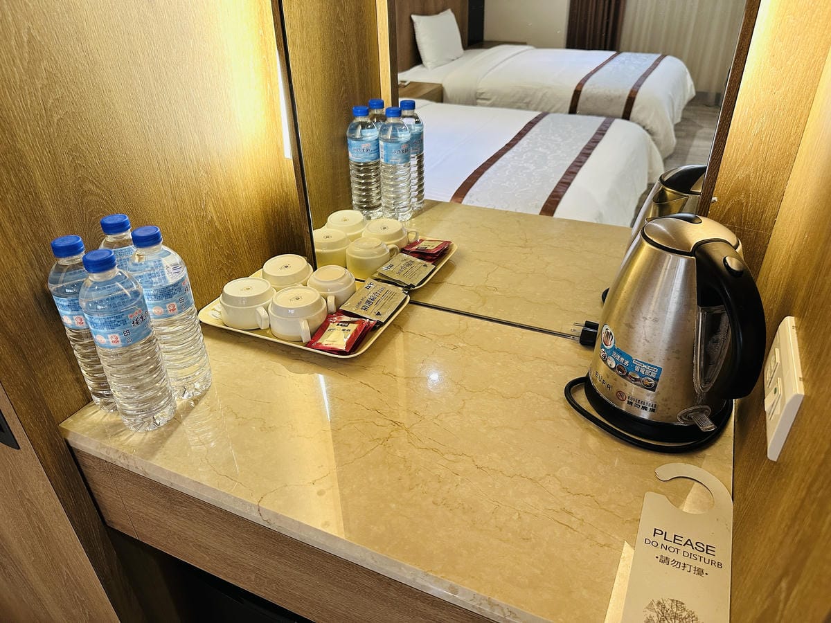 【鎮寶大飯店】南投埔里住宿開箱結合藝術氛圍與完善設施的經典