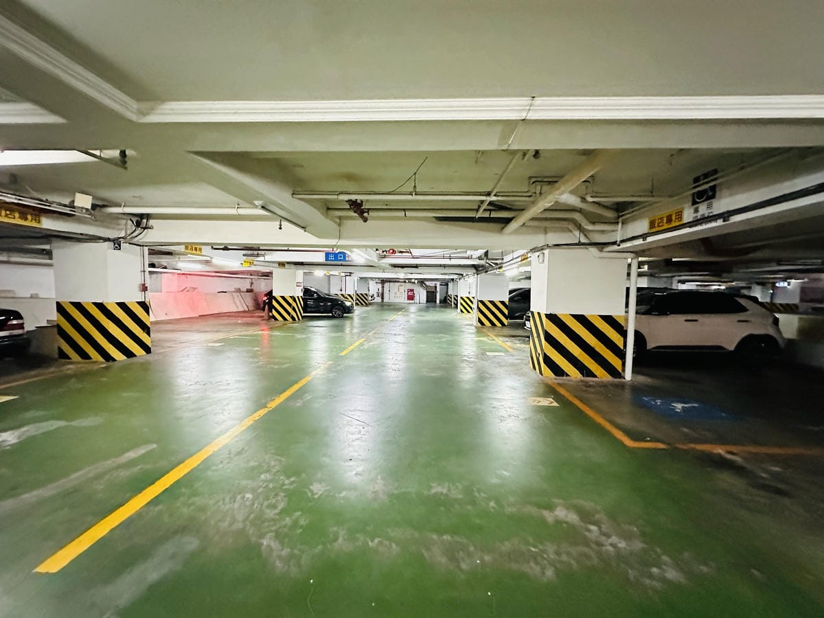 【鎮寶大飯店】南投埔里住宿開箱結合藝術氛圍與完善設施的經典