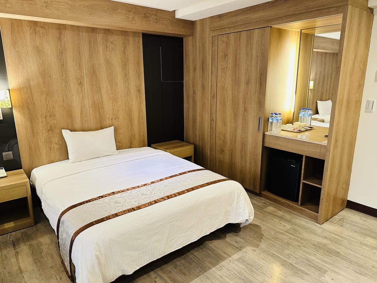 【鎮寶大飯店】南投埔里住宿開箱結合藝術氛圍與完善設施的經典