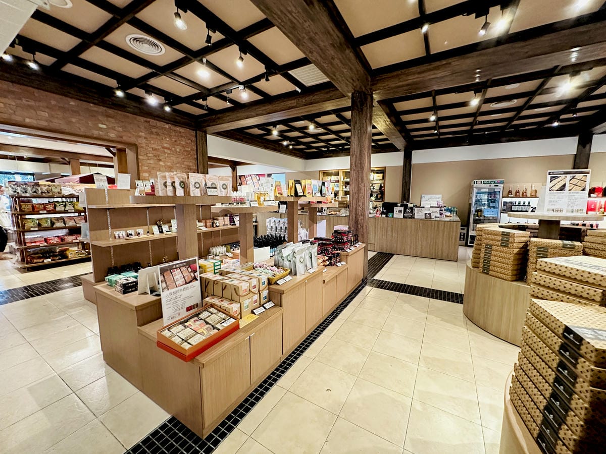 【大板根森林溫泉酒店】新北三峽寵物親子房入住開箱森林、溫泉