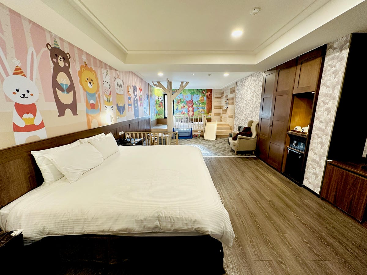 【大板根森林溫泉酒店】新北三峽寵物親子房入住開箱森林、溫泉