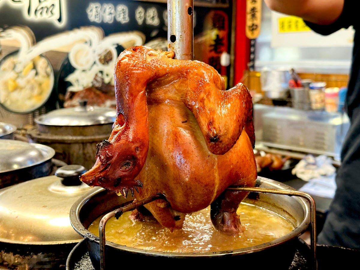 【雞老闆士林店】士林夜市超人氣串燒居酒屋主打桶仔雞、現烤串