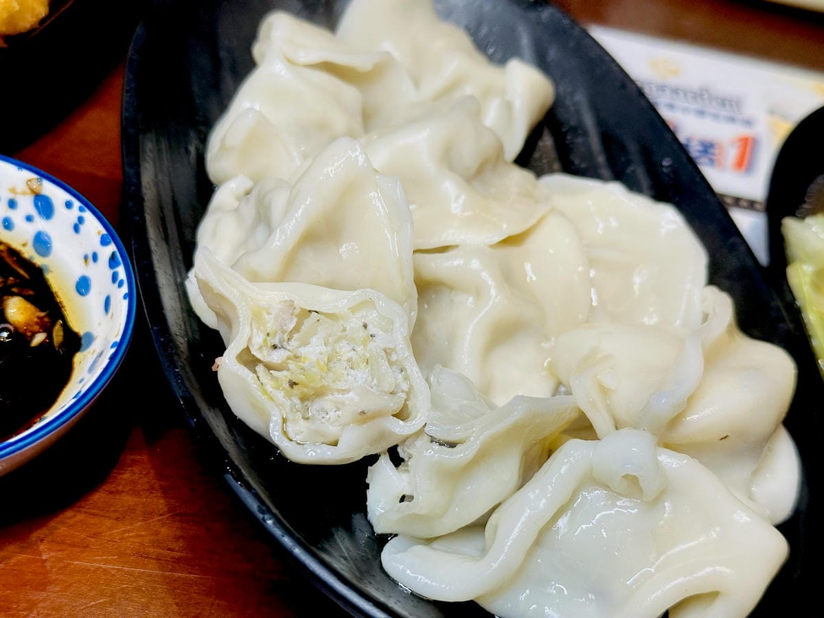 【雞老闆士林店】士林夜市超人氣串燒居酒屋主打桶仔雞、現烤串