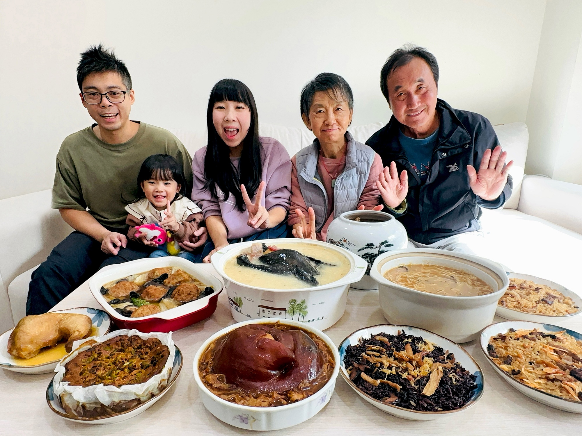 【冊子年菜推薦】年菜宅配開箱實錄｜免備料快速上桌的藏冊珍饌，讓除夕圍爐輕鬆又有面子